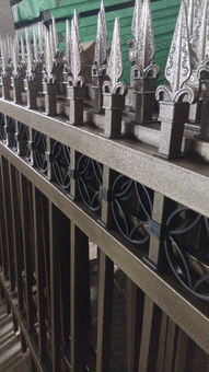 南宁锌钢护栏厂,南宁锌钢护栏价格,锌钢护栏定制,华轩护栏定制